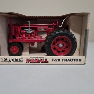 Farmall F-20 Toy Tractor - Red